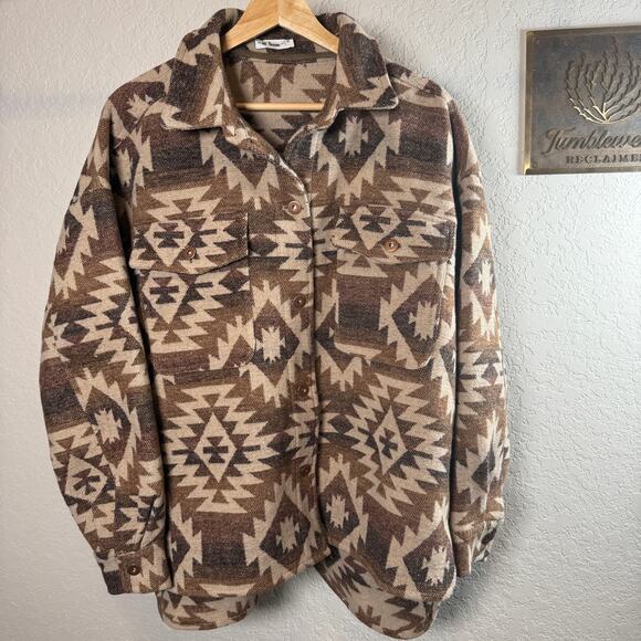 Women's In Loom Brown and Cream Aztec Print Shirt Jacket Size Medium - Picture 2 of 9